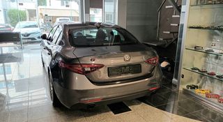 Alfa Romeo Giulia 2020 SPRINT / FACE LIFT.-thumb-5