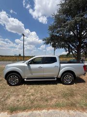 Nissan Navara 2016 NP300 TEKNA-thumb-1