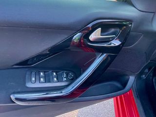Peugeot 208 2019 1.2 PURETECH SIGNATURE -FUL EXTRA-thumb-24