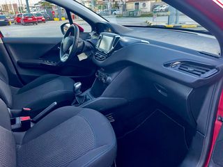 Peugeot 208 2019 1.2 PURETECH SIGNATURE -FUL EXTRA-thumb-32