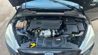 Ford Focus 2015-thumb-4
