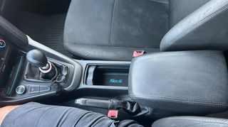 Ford Focus 2015-thumb-17