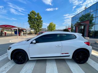 Volkswagen Scirocco 2010 1.4 TSI 160 HP-thumb-12