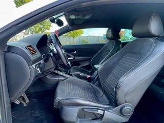 Volkswagen Scirocco 2010 1.4 TSI 160 HP-thumb-18