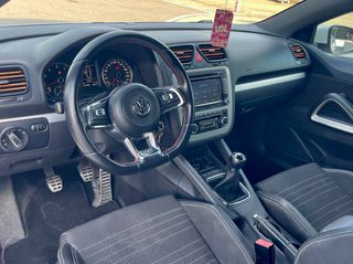 Volkswagen Scirocco 2010 1.4 TSI 160 HP-thumb-19