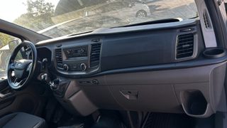 Ford Custom 2019 transit-thumb-6