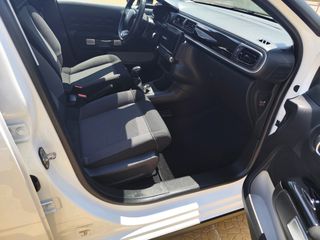 Citroen C3 2018 1.2 PURETECH 82 FEEL-thumb-16