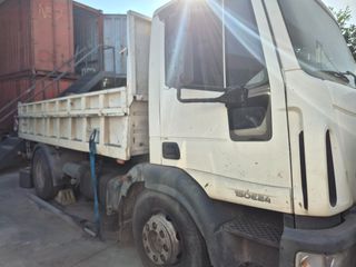 Ανατροπή Iveco 2005 1524 ΧΑΛΑΣΜΈΝΗ ΜΗΧΑΝΗ
