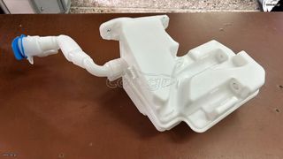 ΠΑΓΟΥΡΙ ΔΟΧΕΙΟ ΥΑΛΟΚΑΘΑΡΙΣΤΗΡΩΝ SKODA OCTAVIA 7 2013-2020