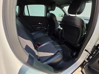 Mercedes-Benz GLA 200 2021-thumb-11