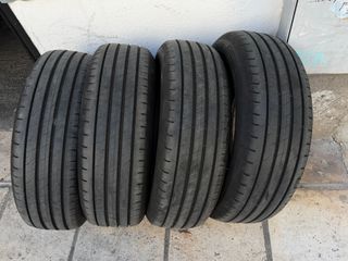 4άδα 215/65/17 Goodyear Efficient Grip SUV DOT4624