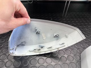ΚΑΠΑΚΙΑ ΚΑΘΡΕΠΤΗ AUDI A3 8V ΓΝΗΣΙΑ Μ.Τ.Χ.-thumb-1