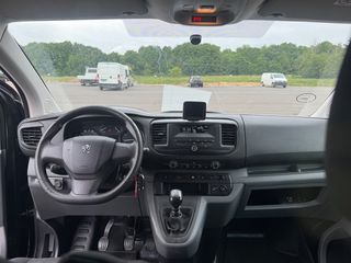 Peugeot Expert 2017 1.6 BlueHDI Premium L2-thumb-22