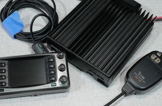 ICOM IC-2800-thumb-1