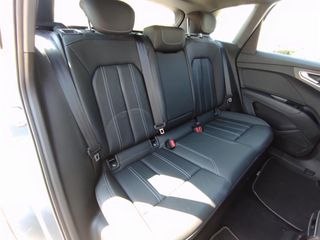Audi Q4 e-tron 2024-thumb-11