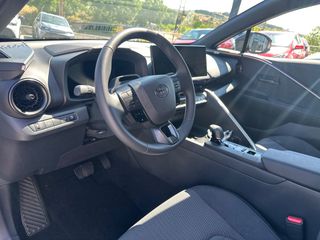 Toyota C-HR 2026 CHIC BI-TONE 1.8L 140HP ΕΤΟΙΜΟΠΑΡΑΔΟΤΟ-thumb-11