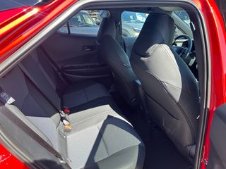 Toyota C-HR 2026 CHIC BI-TONE 1.8L 140HP ΕΤΟΙΜΟΠΑΡΑΔΟΤΟ-thumb-14