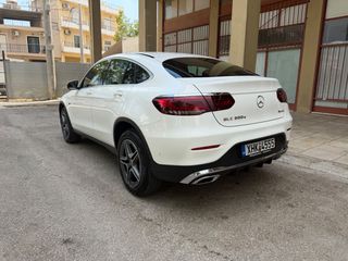 Mercedes-Benz GLC Coupe 2021 COUPE 4MATIC 9G-TRONIC AMG LINE-thumb-17