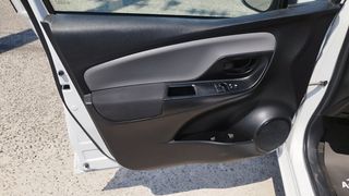 Toyota Yaris 2018 1.5CC ΥΒΡΙΔΙΚΟ 100PS AUTOMATO ΕΛΛΗΝΙΚΗΣ ΑΝΤΙΠΡΟΣΩΠΕΙΑΣ-thumb-16