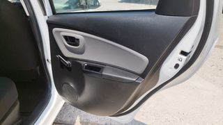 Toyota Yaris 2018 1.5CC ΥΒΡΙΔΙΚΟ 100PS AUTOMATO ΕΛΛΗΝΙΚΗΣ ΑΝΤΙΠΡΟΣΩΠΕΙΑΣ-thumb-18