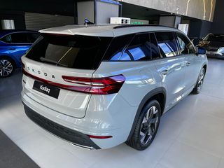 Skoda Kodiaq 2026 Selection 1.5 TSI m-HEV 150PS DSG7 SPORTLINE-thumb-8