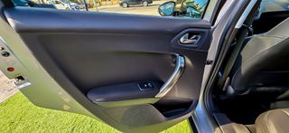 Peugeot 2008 2018 ALLURE-thumb-19