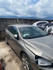 Volvo V60 2015