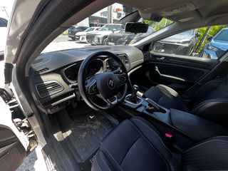 Renault Megane 2017 TCE 100 hp-thumb-12