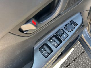 Hyundai Kona 2019 1.6lt CRDI 136hp 4x4 Auto ΠΡΟΣΦΟΡΑ έως 30/09-thumb-8