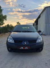 Renault Clio 2003 1.4 16V-thumb-2