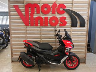 Aprilia SR GT 200 2025