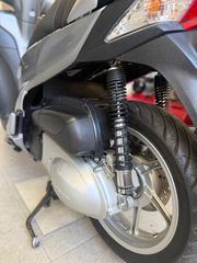 Honda SH 300i 2015-thumb-4