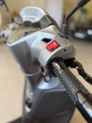 Honda SH 300i 2015-thumb-9