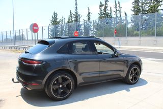 Porsche Macan 2019 2.0 245HP PANORAMA PDLS 20'' FACELIFT-thumb-6