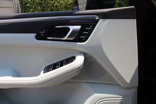 Porsche Macan 2019 2.0 245HP PANORAMA PDLS 20'' FACELIFT-thumb-28