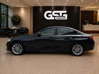 Bmw 320 2023 D,sport,start&go,full service,live cockpti plus,leather-thumb-2