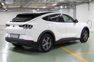 Ford Mustang Mach-E 2023 RWD 73kWh-thumb-6