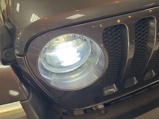 Jeep Wrangler 2018 SAHARA EDITION-thumb-17