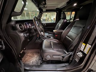 Jeep Wrangler 2018 SAHARA EDITION-thumb-27