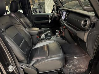 Jeep Wrangler 2018 SAHARA EDITION-thumb-31