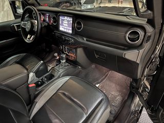 Jeep Wrangler 2018 SAHARA EDITION-thumb-26