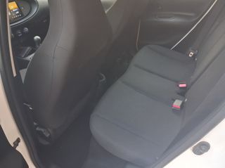 Toyota Aygo (X) 2022 0 τελη-thumb-11