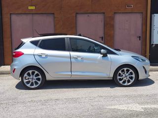 Ford Fiesta 2017 B&O Play First Edition Panorama-thumb-3