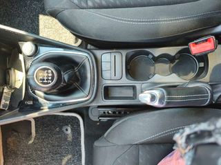 Ford Fiesta 2017 B&O Play First Edition Panorama-thumb-19