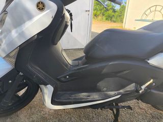 Yamaha XMAX 250 2012-thumb-11