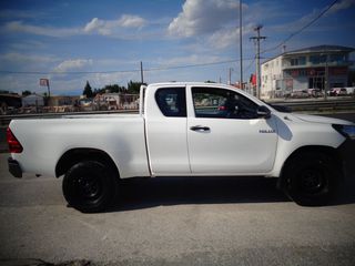 Pickup - Αγροτικό Toyota 2017 HILUX ΜΙΑΜΙΣΗ ΚΑΜΠΙΝΑ 4Χ4 EURO6 2.4cc-thumb-2