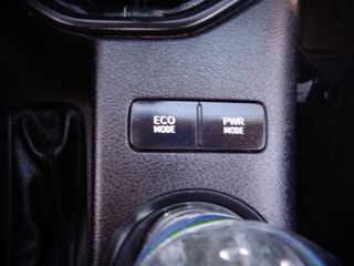 Pickup - Αγροτικό Toyota 2017 HILUX ΜΙΑΜΙΣΗ ΚΑΜΠΙΝΑ 4Χ4 EURO6 2.4cc-thumb-21