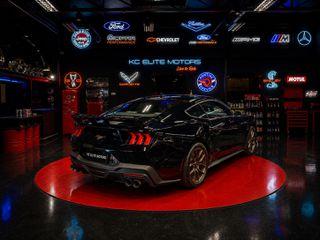 Ford Mustang 2025 2.3 Ecoboost New Model Premium!-thumb-1