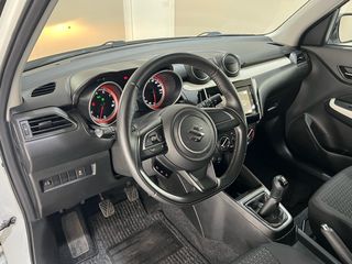 Suzuki Swift 2020 1.0 BOOSTERJET/COMFORT/ΟΘΟΝΗ/CAMERA/NAVI/ΖΑΝΤΕΣ/EU6-thumb-23