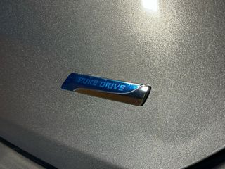Nissan Micra 2013-thumb-10